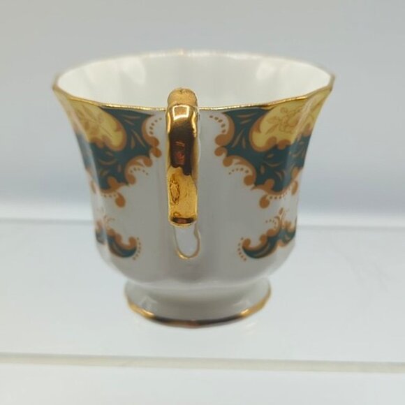 Rosina Teacup & Saucer Fine Bone China Made in England - Picture 4 of 9